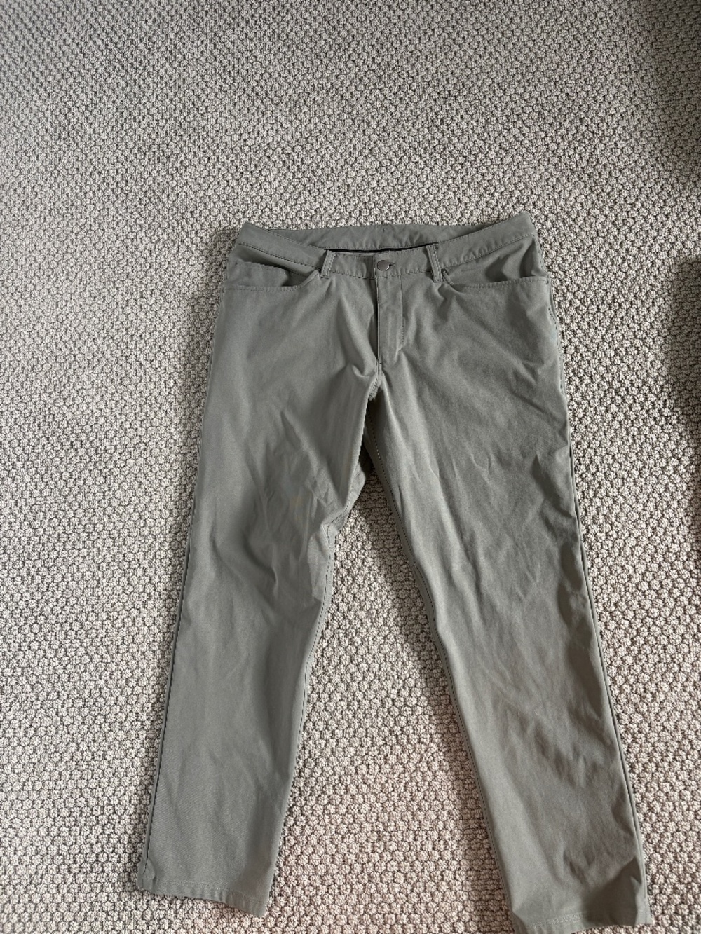 Lululemon Men’s Gray Stretch Performance Pants Slim Fit Golf Travel